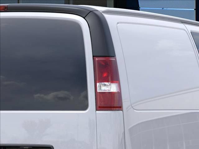 New 2025 GMC Savana 2500 w/ Communications Package RWD image 11