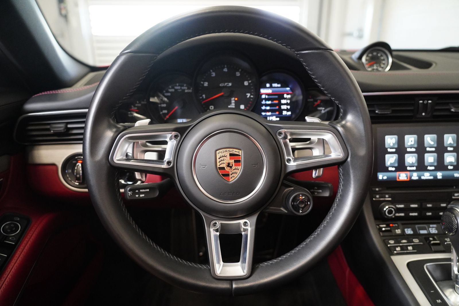 Used 2018 Porsche 911 Carrera GTS RWD image 18