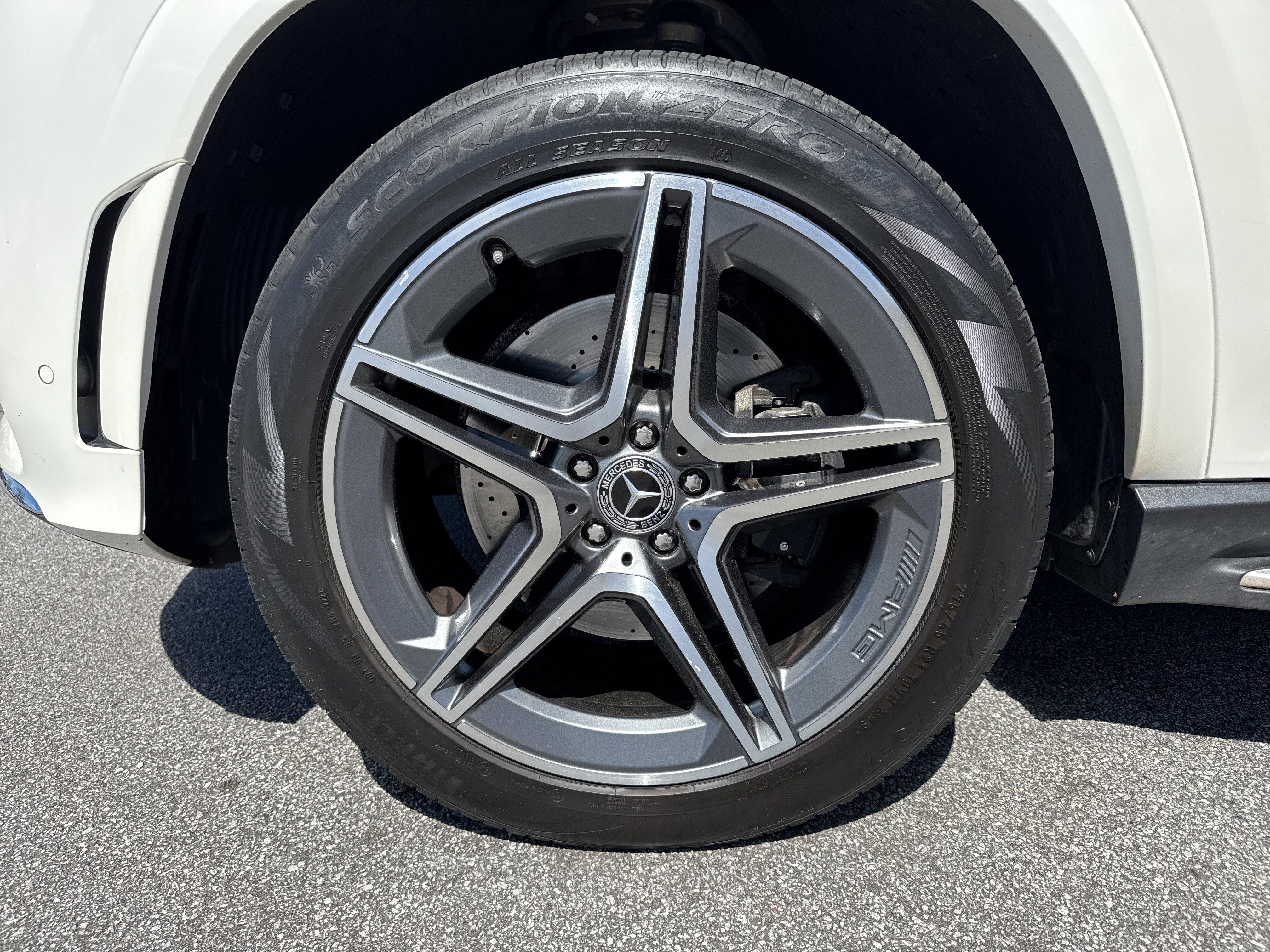 Used 2020 Mercedes-Benz GLS 580 GLS 580 image 13