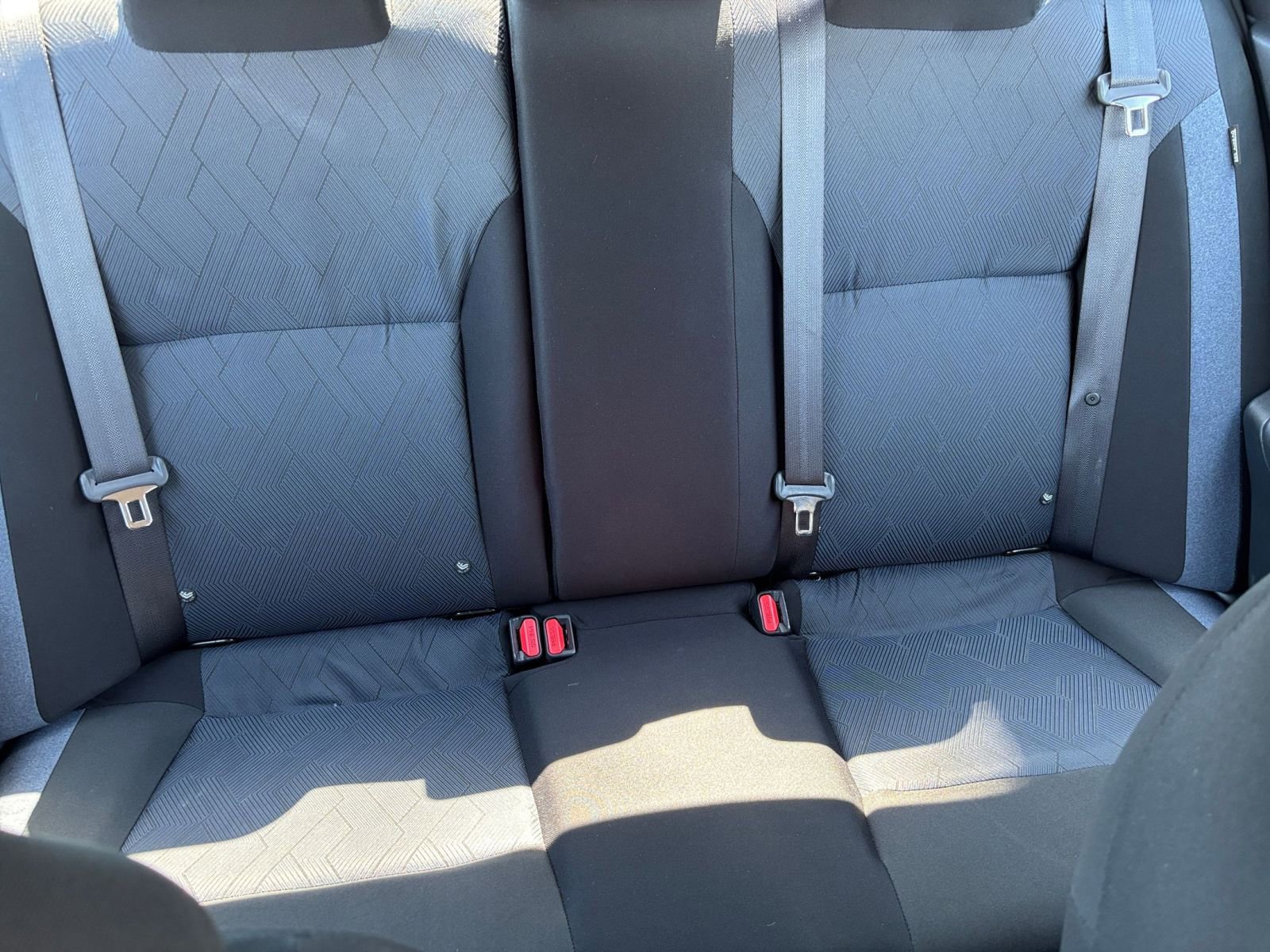 Used 2025 Nissan Versa SV FWD image 36