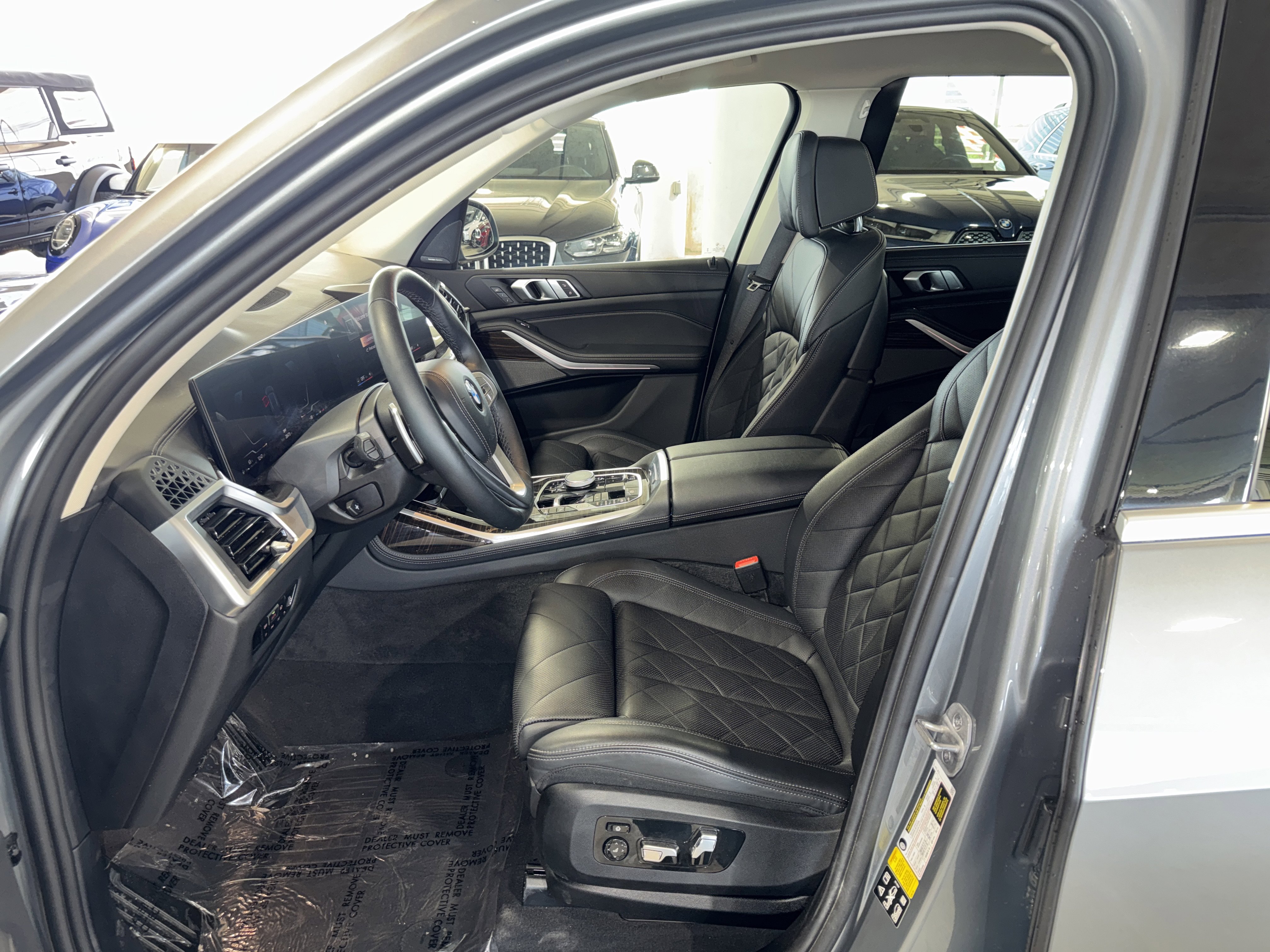 Used 2023 BMW X7 xDrive40i w/ Premium Package image 20