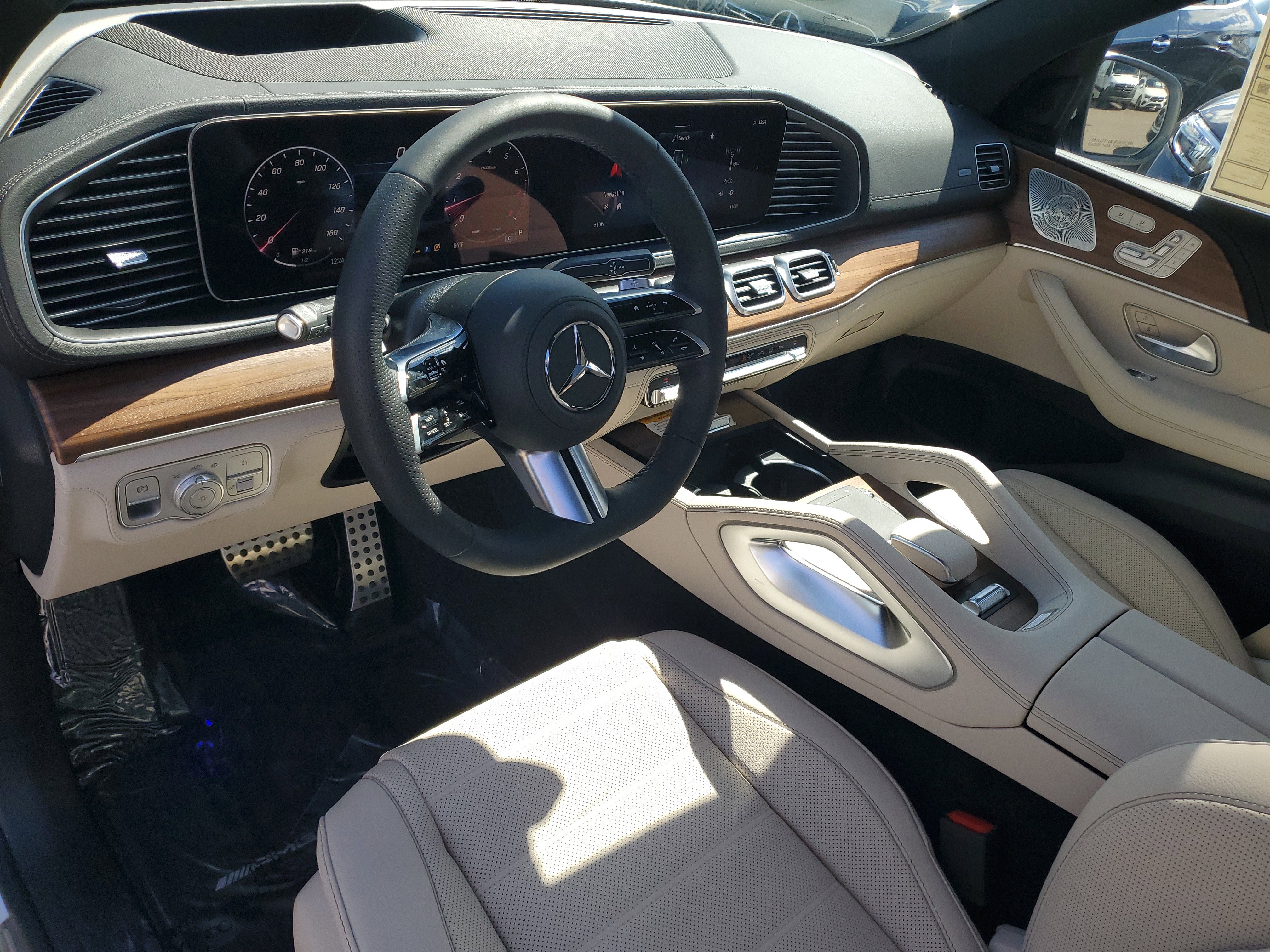 New 2026 Mercedes-Benz GLS 580 4MATIC image 27