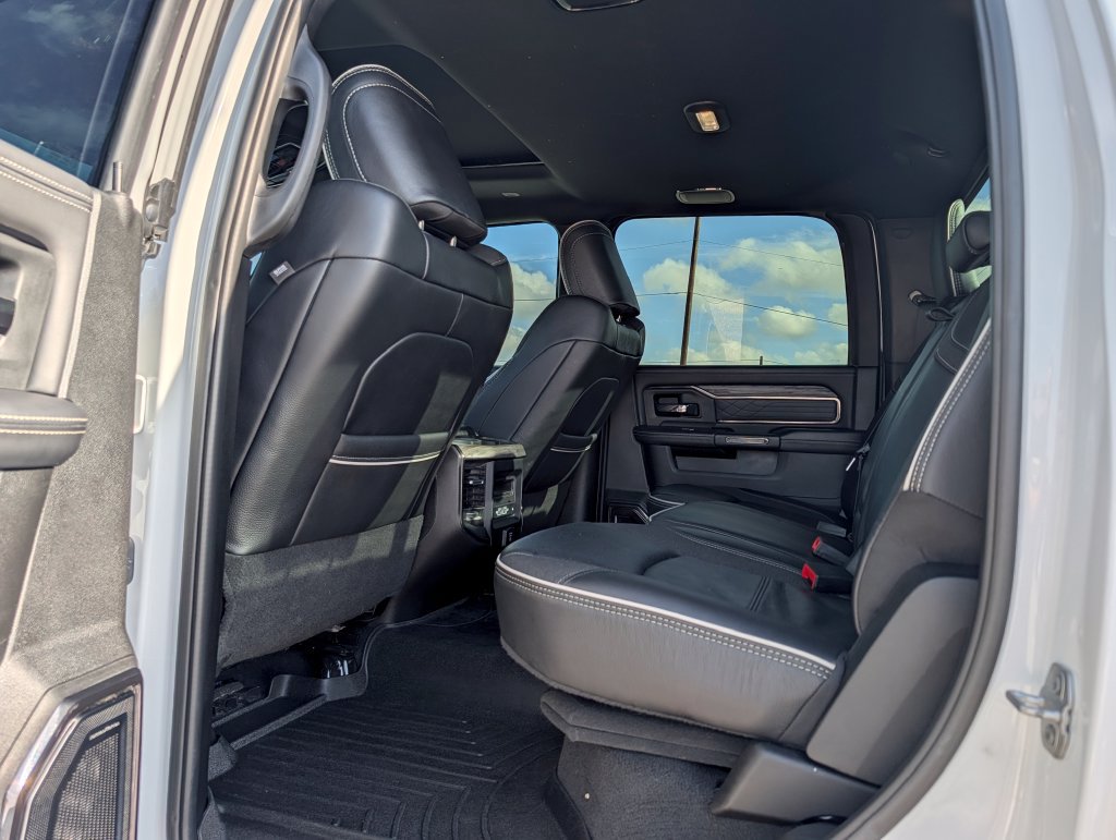 Used 2025 RAM 2500 Limited AWD/4WD image 13