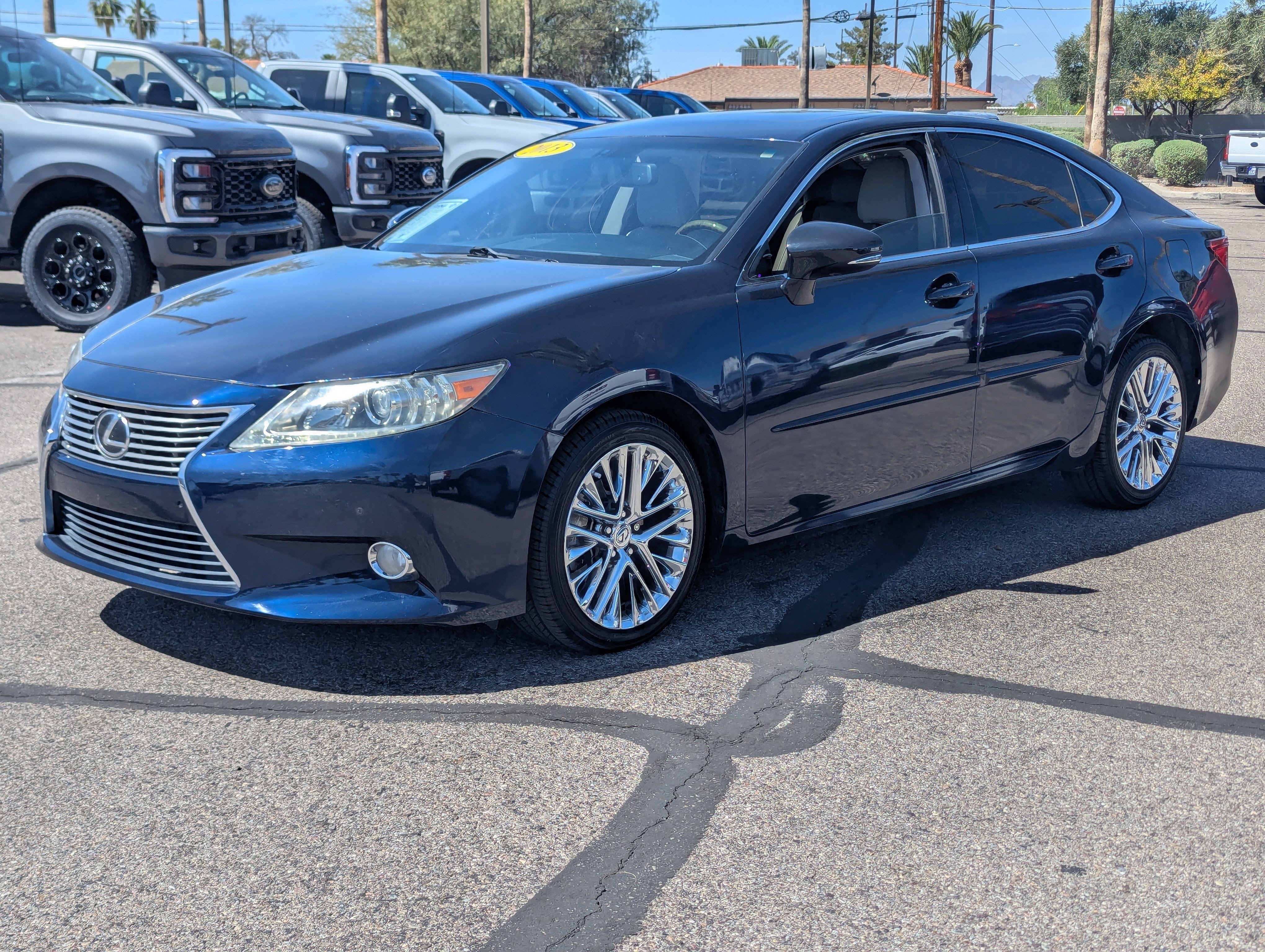Used 2013 Lexus ES 350 w/ Luxury Pkg image 5