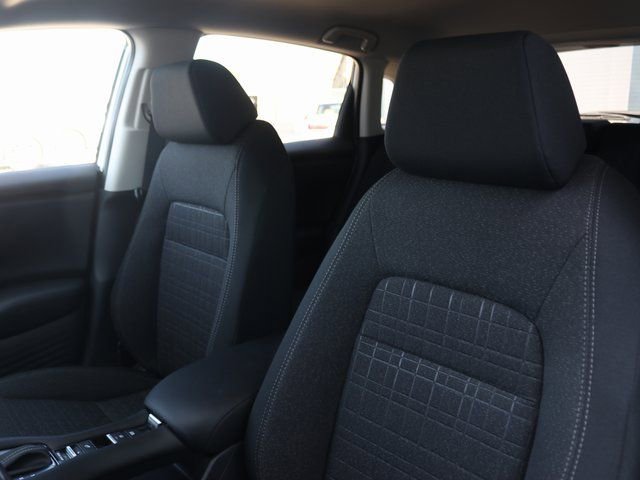 New 2026 Honda HR-V LX image 7