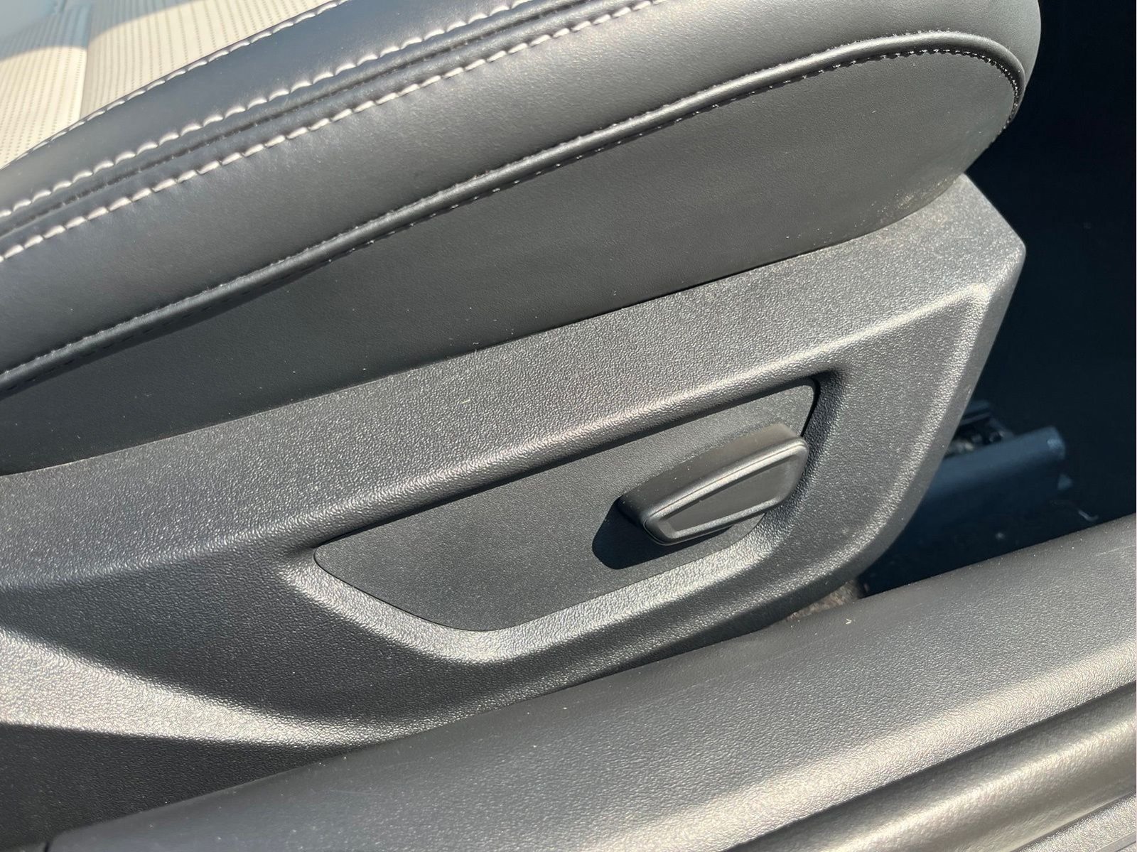 Certified 2025 Ford Mustang GT Premium RWD image 26