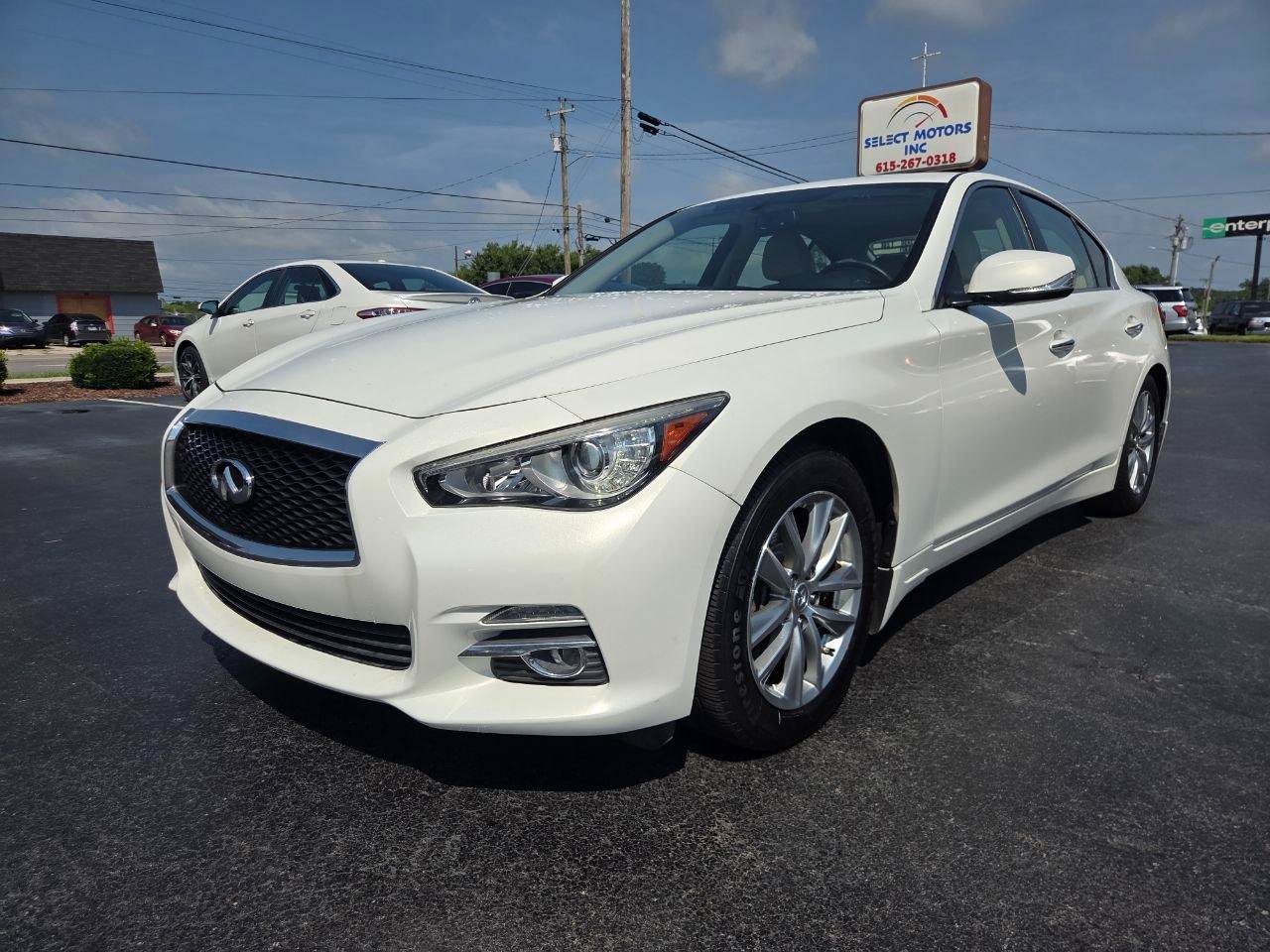 Used 2014 INFINITI Q50 Premium w/ Navigation Package AWD/4WD image 2