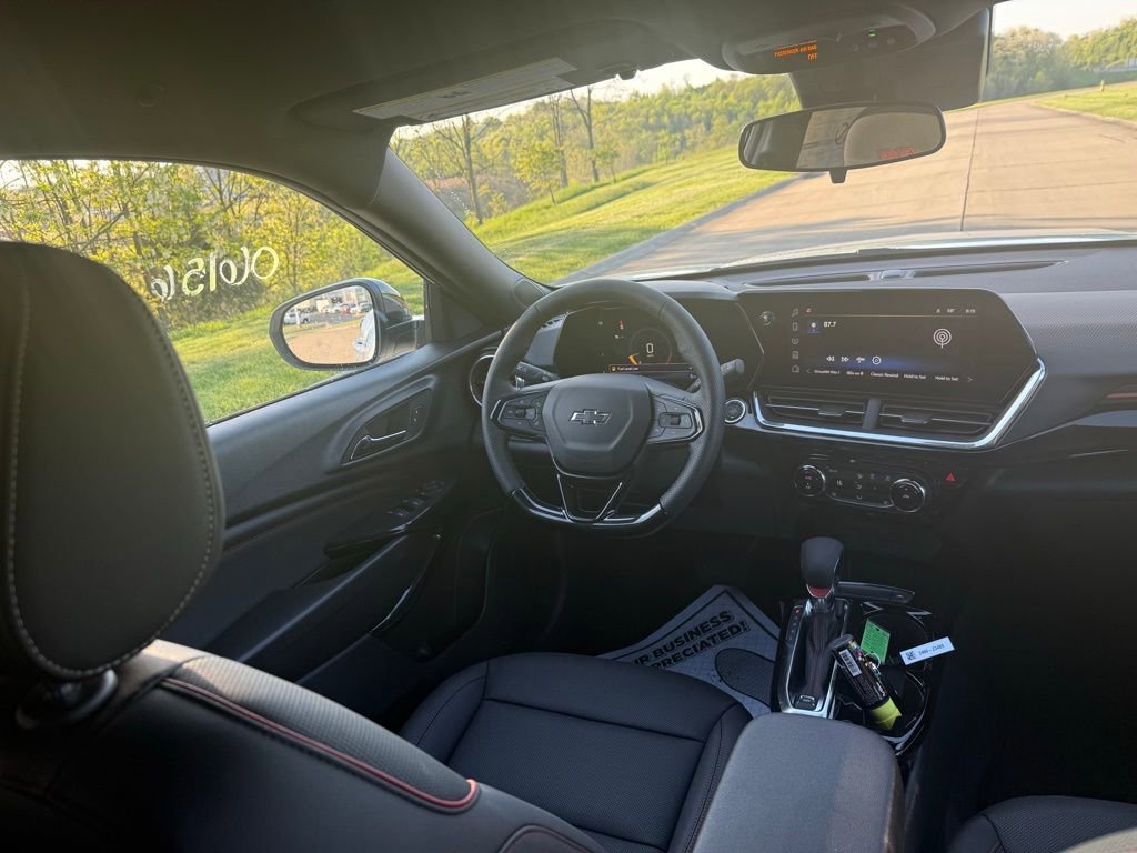 New 2026 Chevrolet Trax RS FWD image 18