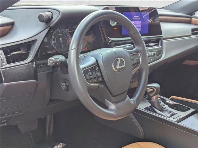 Certified 2025 Lexus ES 350 w/ Premium Package FWD image 10