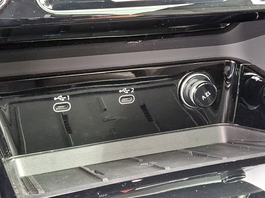 Certified 2025 Audi Q5 Premium Plus image 21