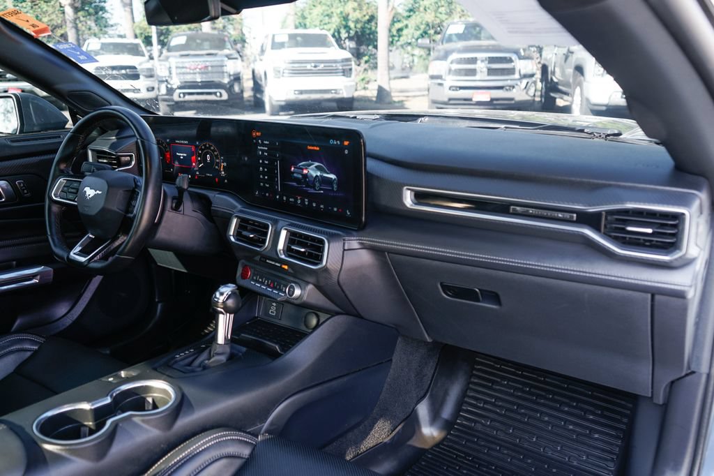 Used 2024 Ford Mustang GT Premium RWD image 33