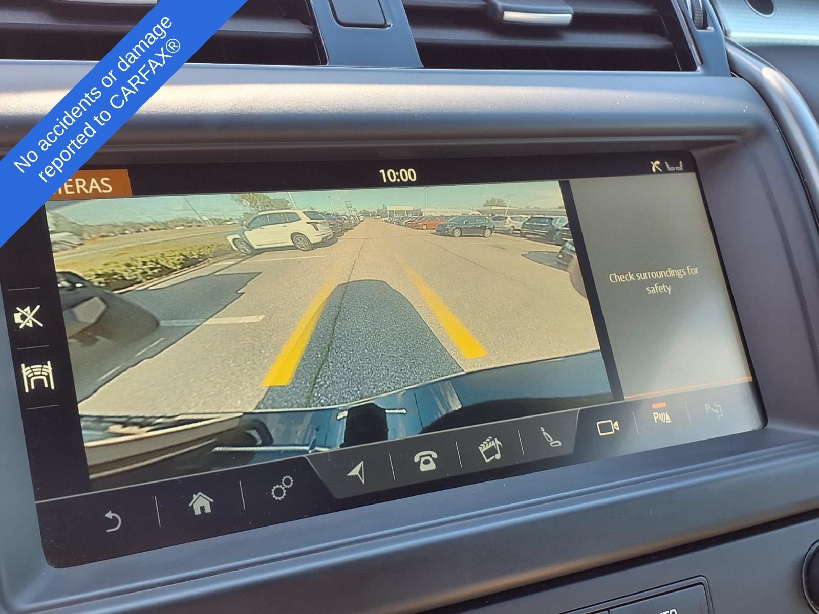 Used 2020 Land Rover Discovery Landmark AWD/4WD image 25