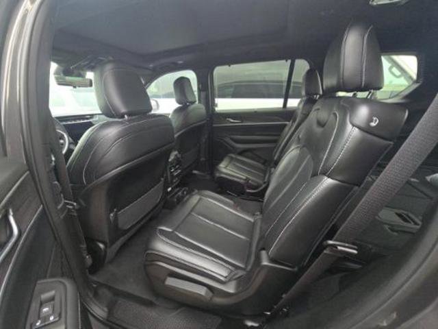 Used 2024 Jeep Grand Cherokee L Limited w/ Luxury Tech Group II AWD/4WD image 14
