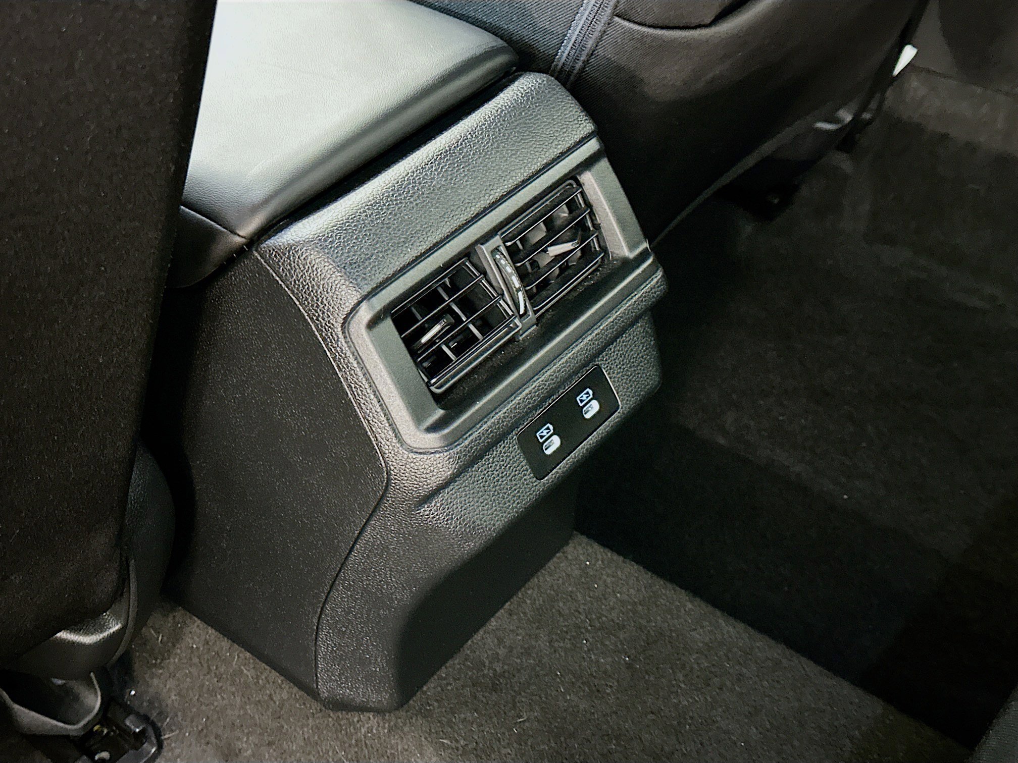 Used 2025 Honda Accord SE image 27