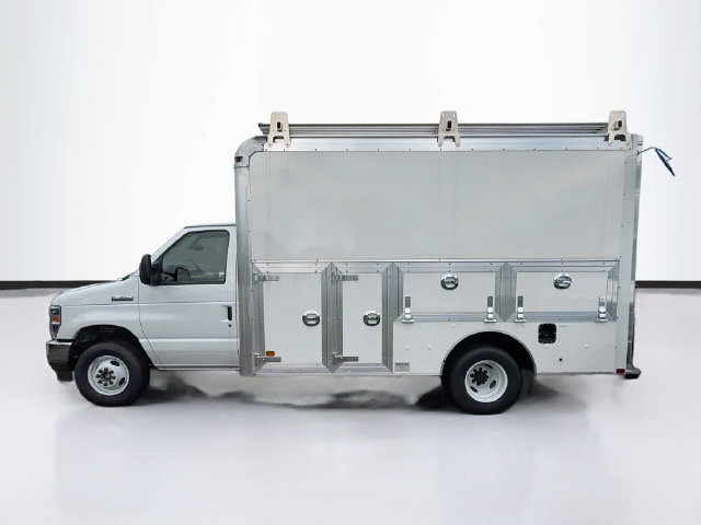 New 2026 Ford E-350 and Econoline 350 Super Duty w/ Power Equipment Group RWD image 3