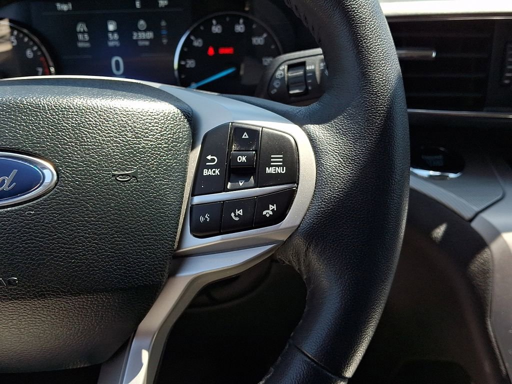 Used 2023 Ford Explorer XLT w/ Equipment Group 202A AWD/4WD image 22