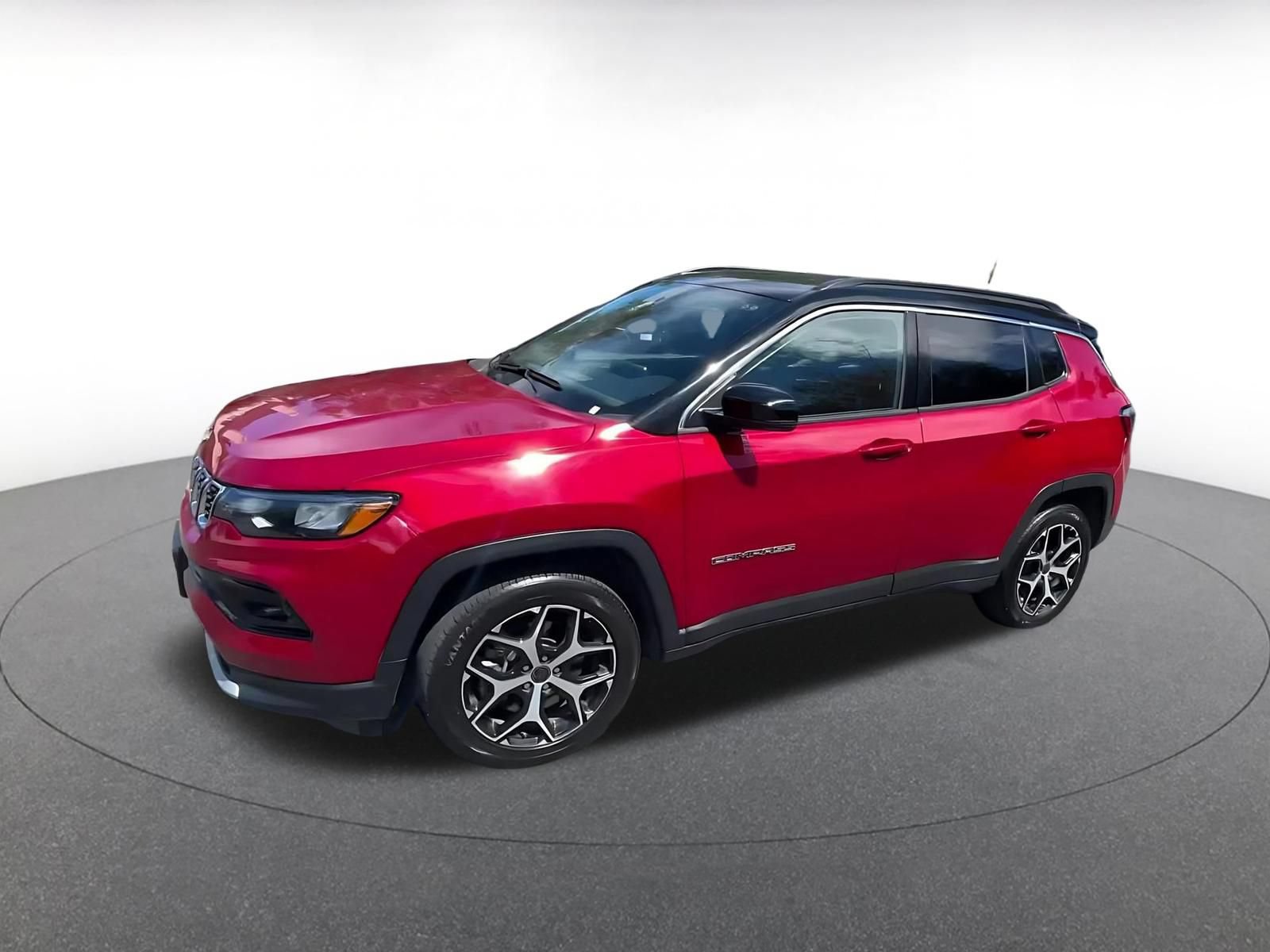 Used 2025 Jeep Compass Limited AWD/4WD image 8