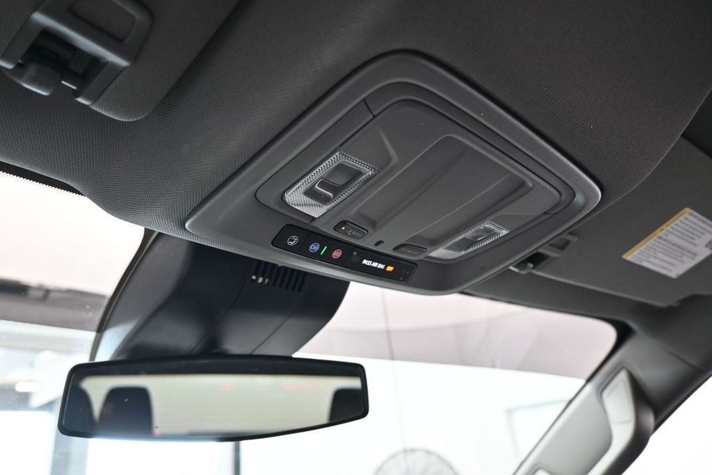 Used 2023 Chevrolet Silverado 1500 LT RWD image 24