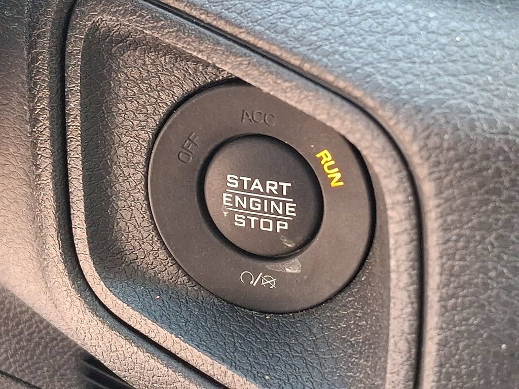 Used 2024 Jeep Wrangler Unlimited w/ Convenience Group AWD/4WD image 23