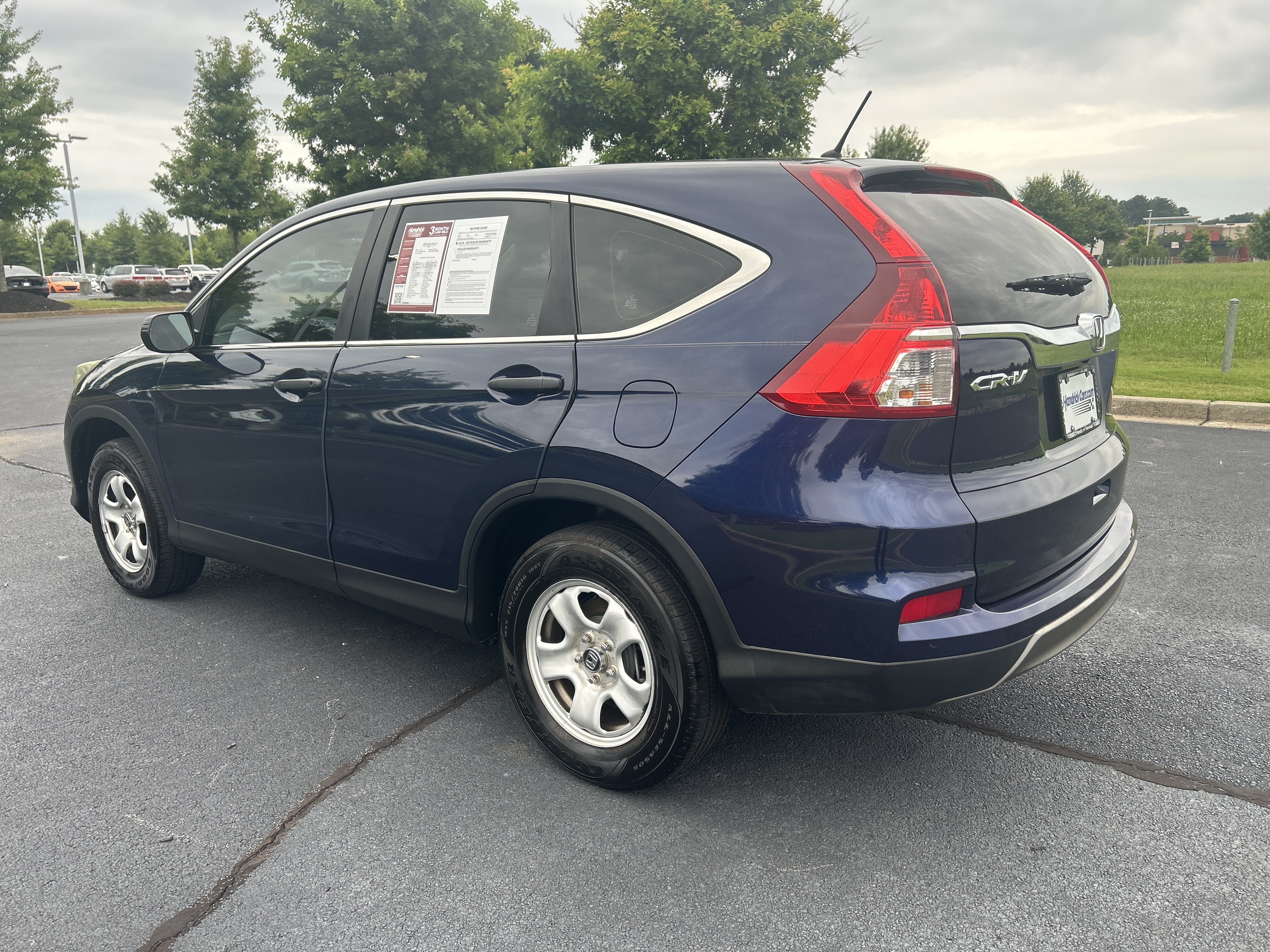 Used 2015 Honda CR-V LX image 7