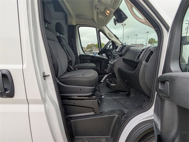 New 2025 RAM ProMaster 2500 image 30