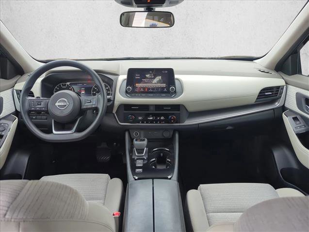 Used 2023 Nissan Rogue SV image 21