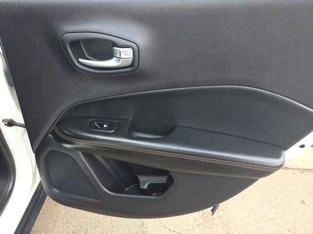 Used 2018 Jeep Compass Limited AWD/4WD image 41