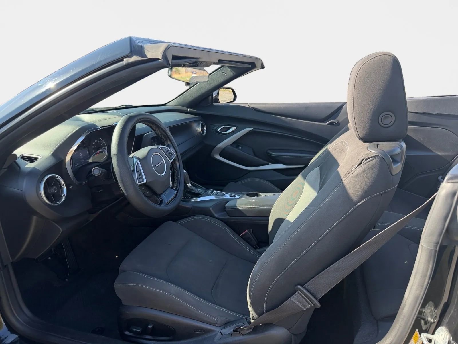 Used 2020 Chevrolet Camaro LT w/ RS Package image 10