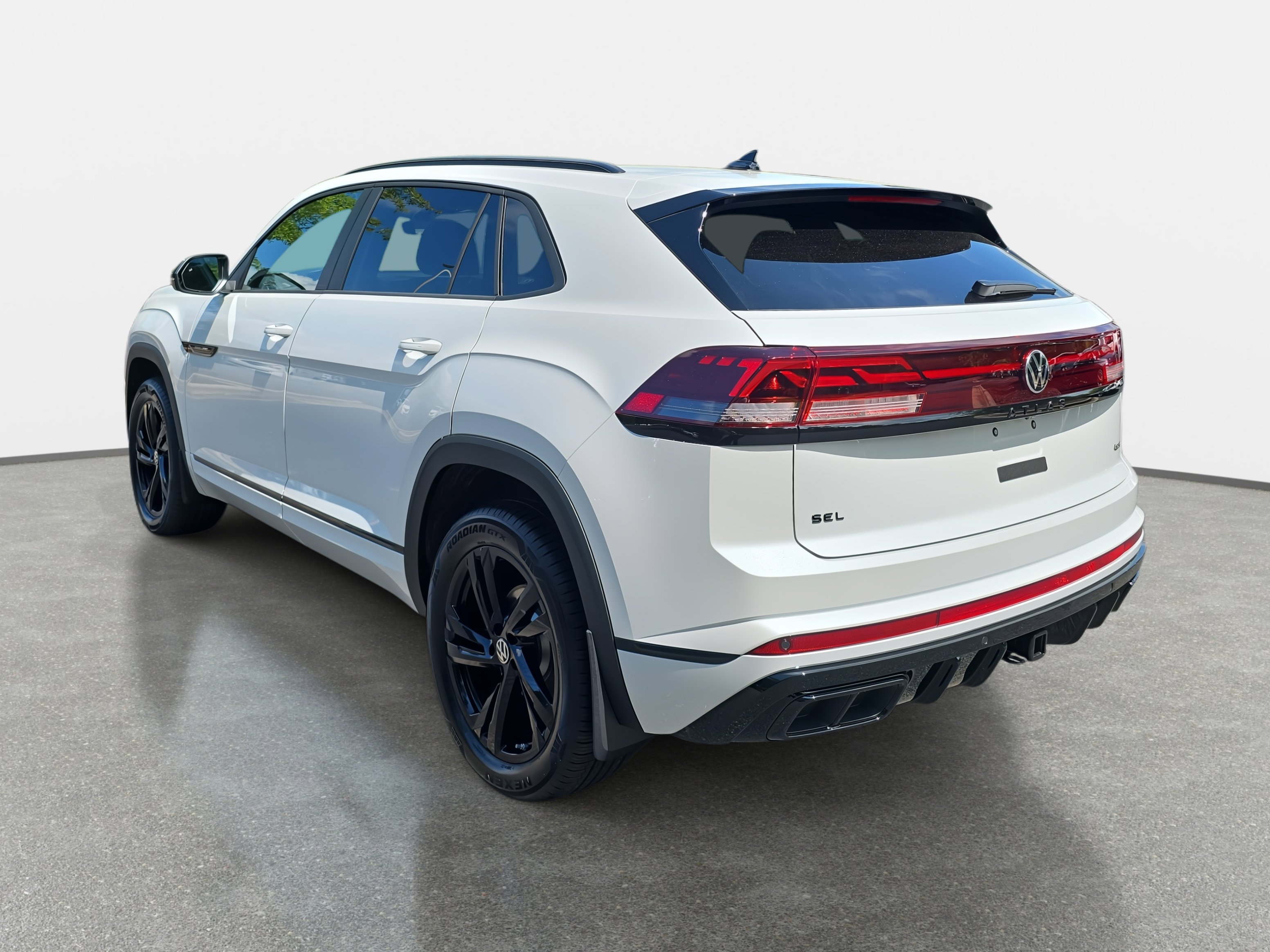 New 2026 Volkswagen Atlas Cross Sport SEL R-Line image 5