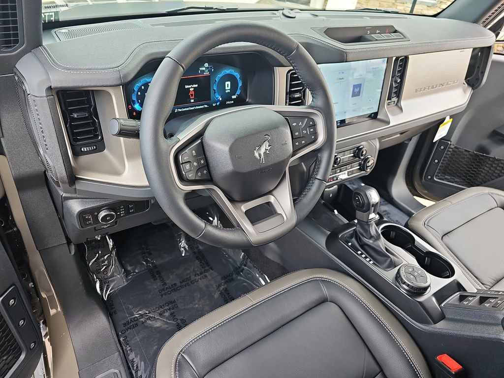 New 2025 Ford Bronco Outer Banks image 15