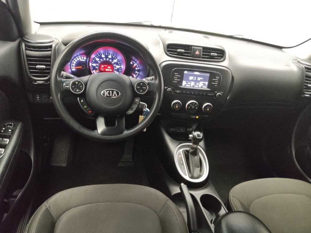 Used 2017 Kia Soul FWD image 22