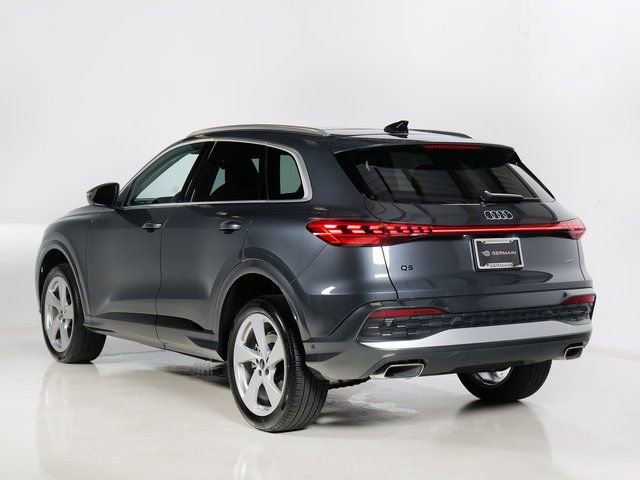 Used 2025 Audi Q5 Premium Plus w/ Premium Plus AWD/4WD image 5