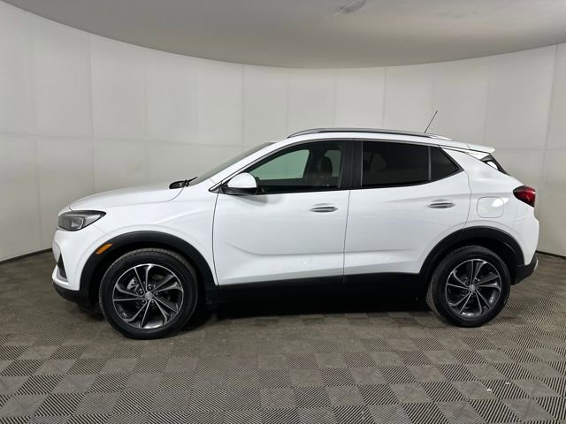 Used 2022 Buick Encore GX Select image 6