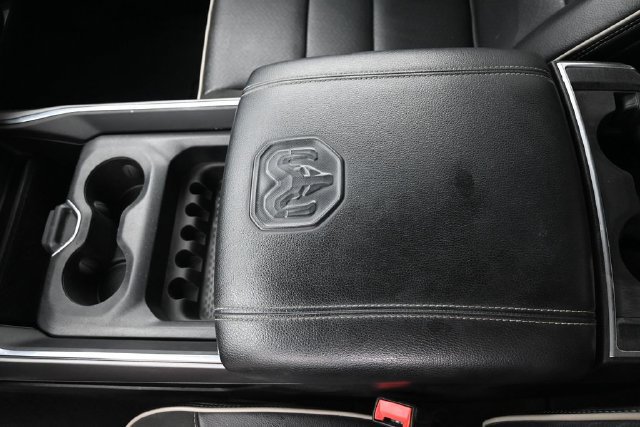Used 2024 RAM 1500 Laramie AWD/4WD image 38