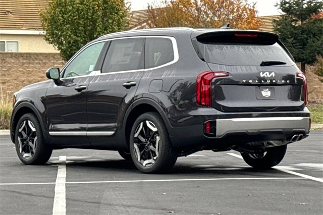 New 2025 Kia Telluride S image 7