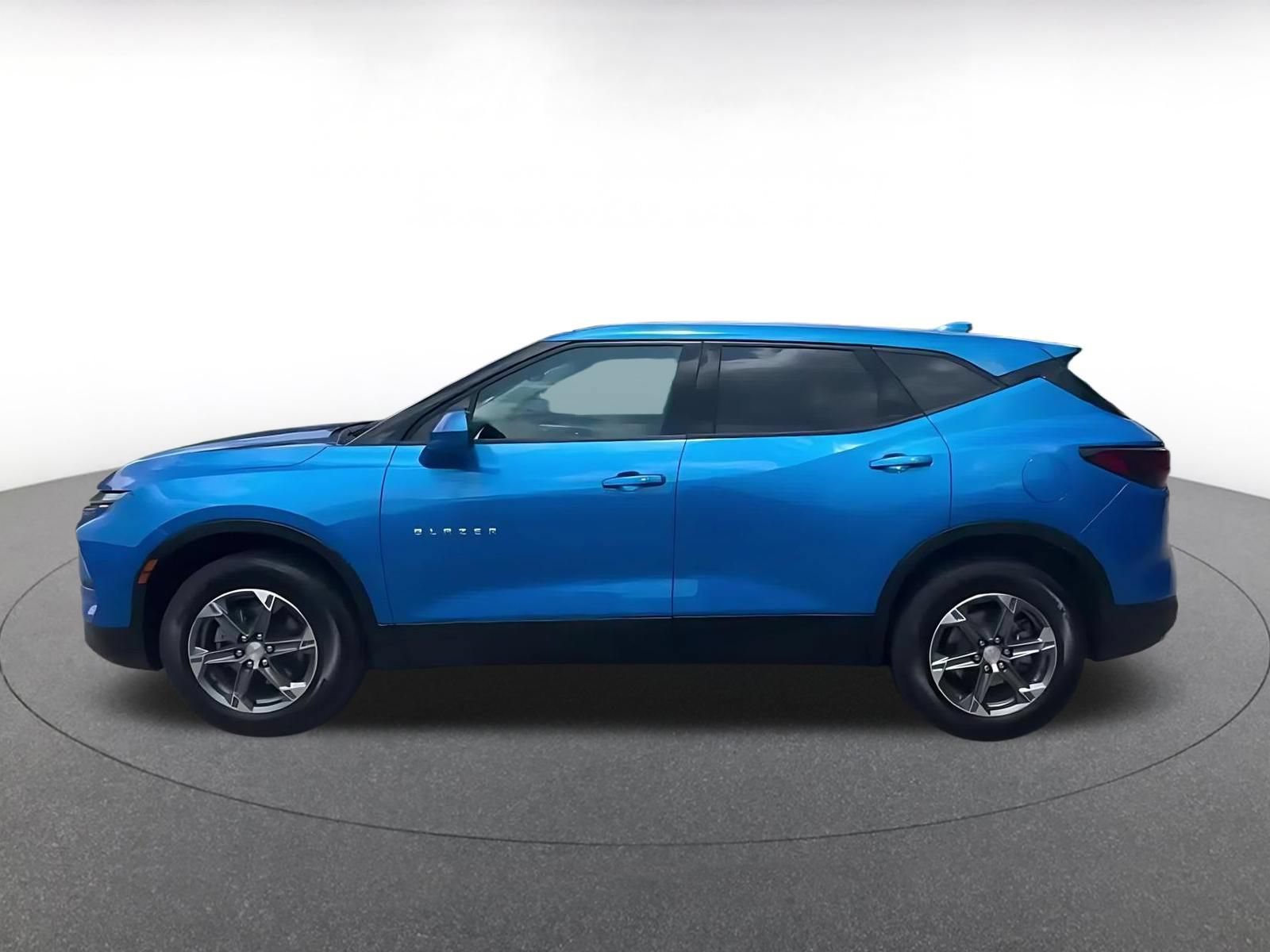 Used 2026 Chevrolet Blazer LT AWD/4WD image 9
