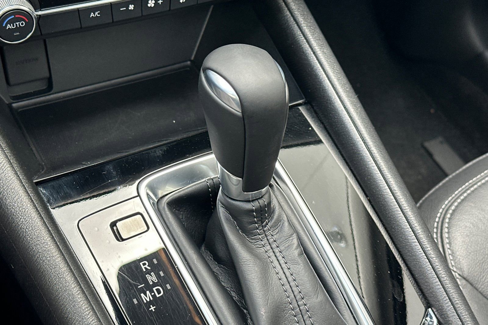 Certified 2025 MAZDA CX-5 AWD 2.5 S w/ Preferred Package image 21