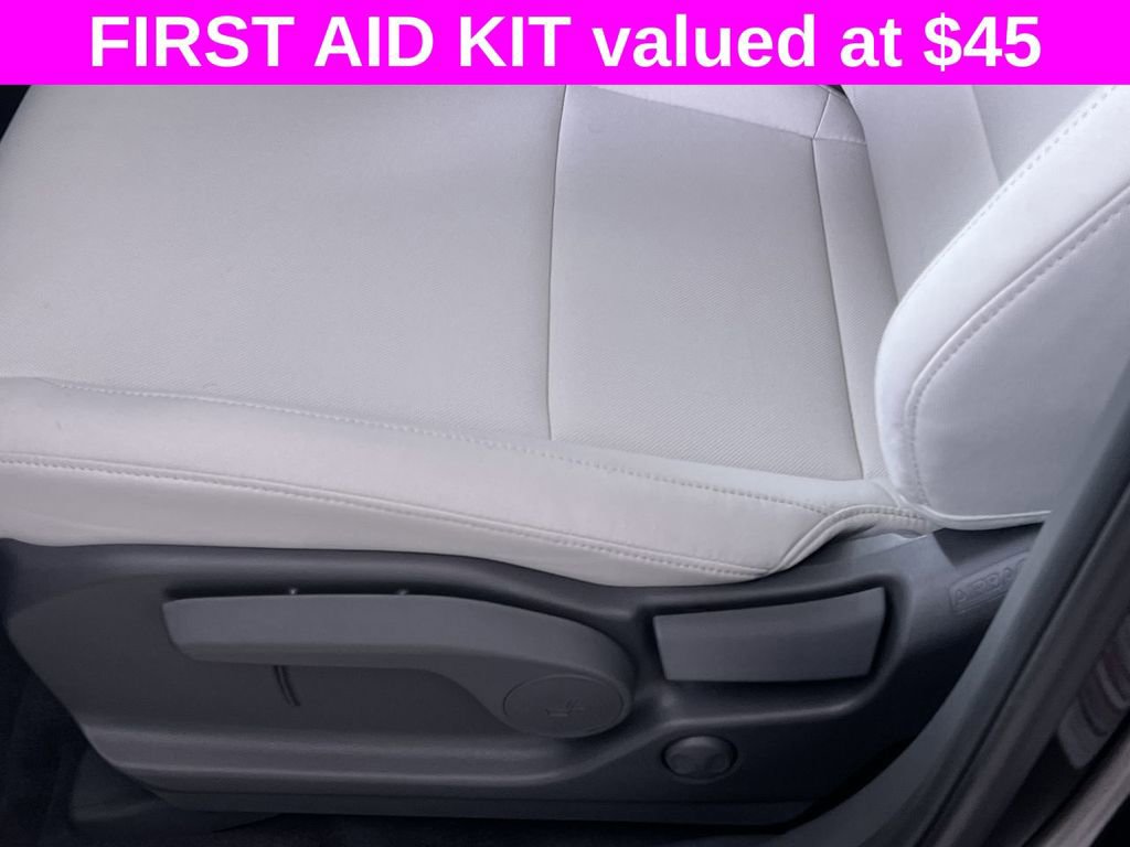 New 2026 Hyundai Santa Fe SE image 13