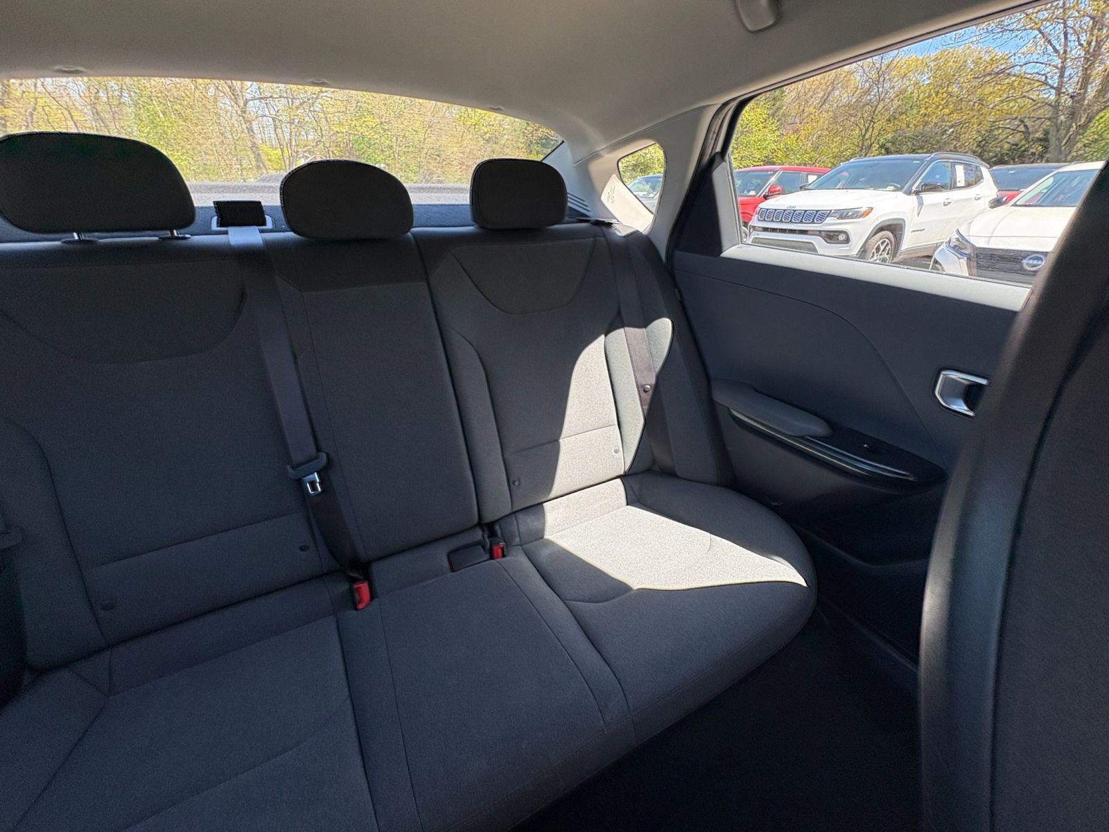 Used 2025 Kia K4 FWD image 35