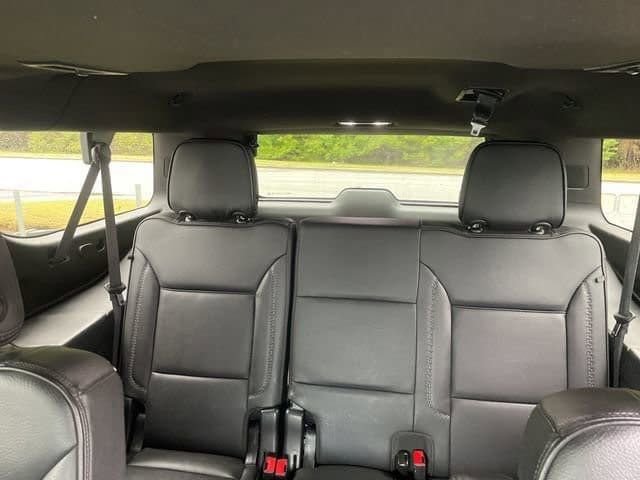 Used 2024 GMC Yukon XL Denali image 17