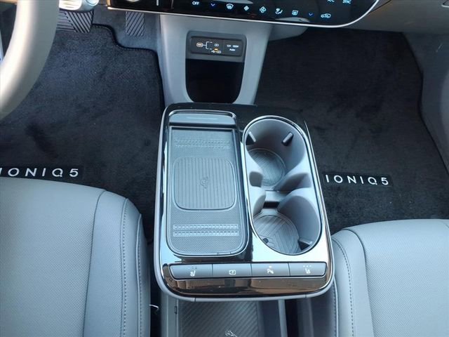 New 2026 Hyundai Ioniq 5 SEL image 16