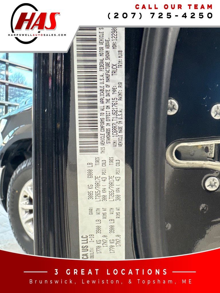 Used 2018 RAM 1500 SLT image 18