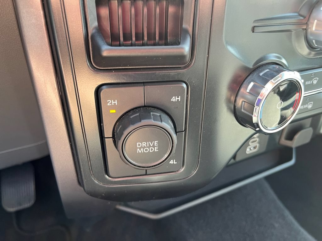 Used 2025 Ford F150 XLT w/ Equipment Group 301A Standard AWD/4WD image 19