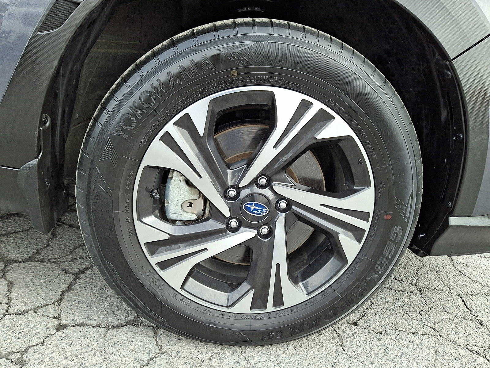 Used 2024 Subaru Crosstrek 2.0i Premium image 8