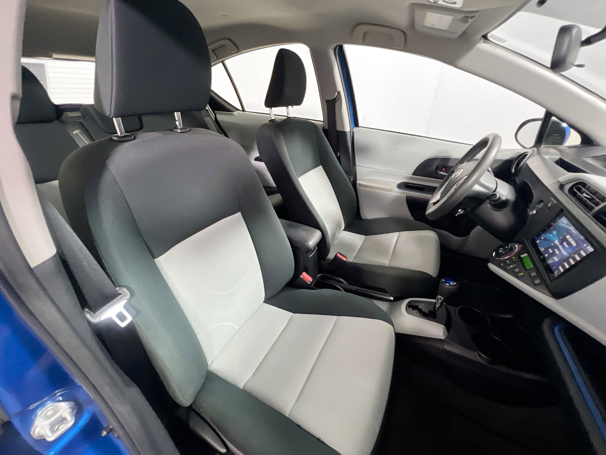 Used 2012 Toyota Prius C Three FWD image 30