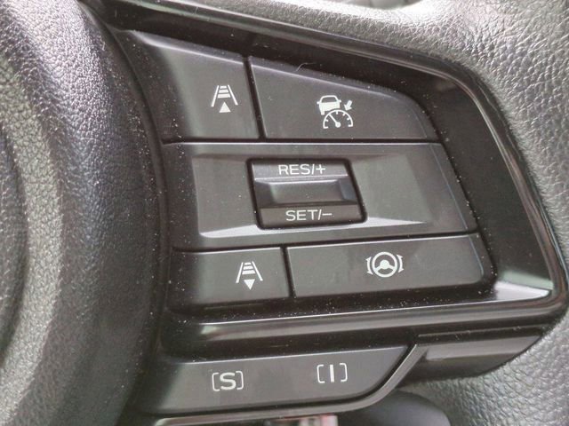 Used 2025 Subaru Crosstrek 2.0i image 24