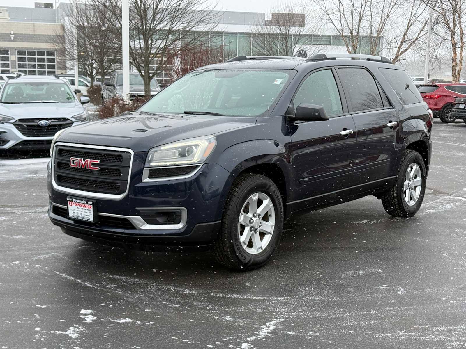 Used 2015 GMC Acadia SLE