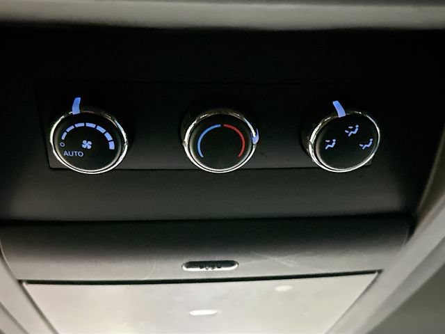 Used 2016 Dodge Grand Caravan R/T FWD image 26