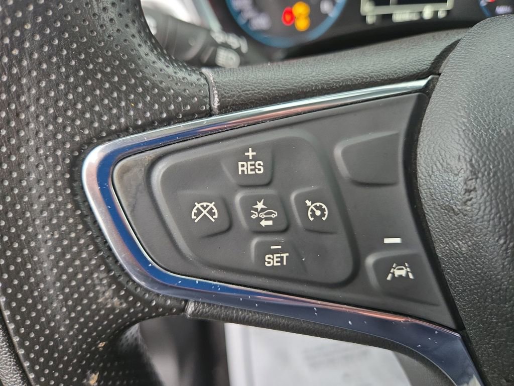 Used 2020 Chevrolet Equinox LS image 17