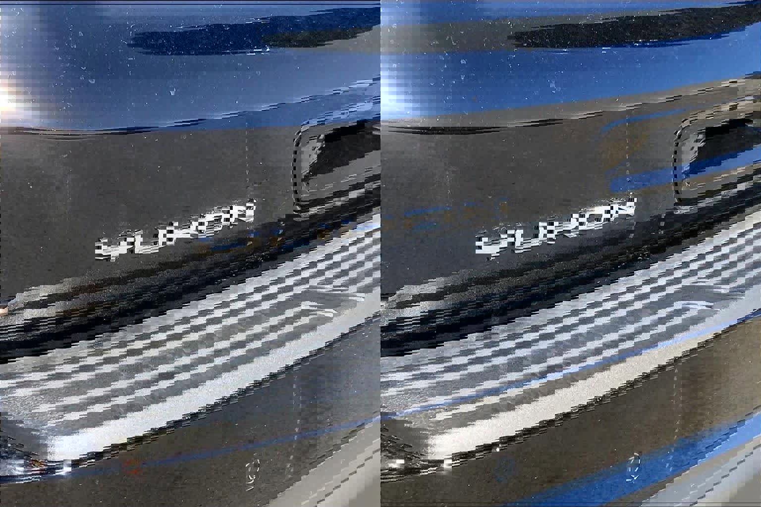 Used 2025 GMC Yukon XL AT4 w/ AT4 Premium Plus Package image 33